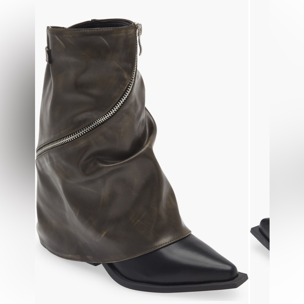 Larkyn Water Resistant Pointy Boot
